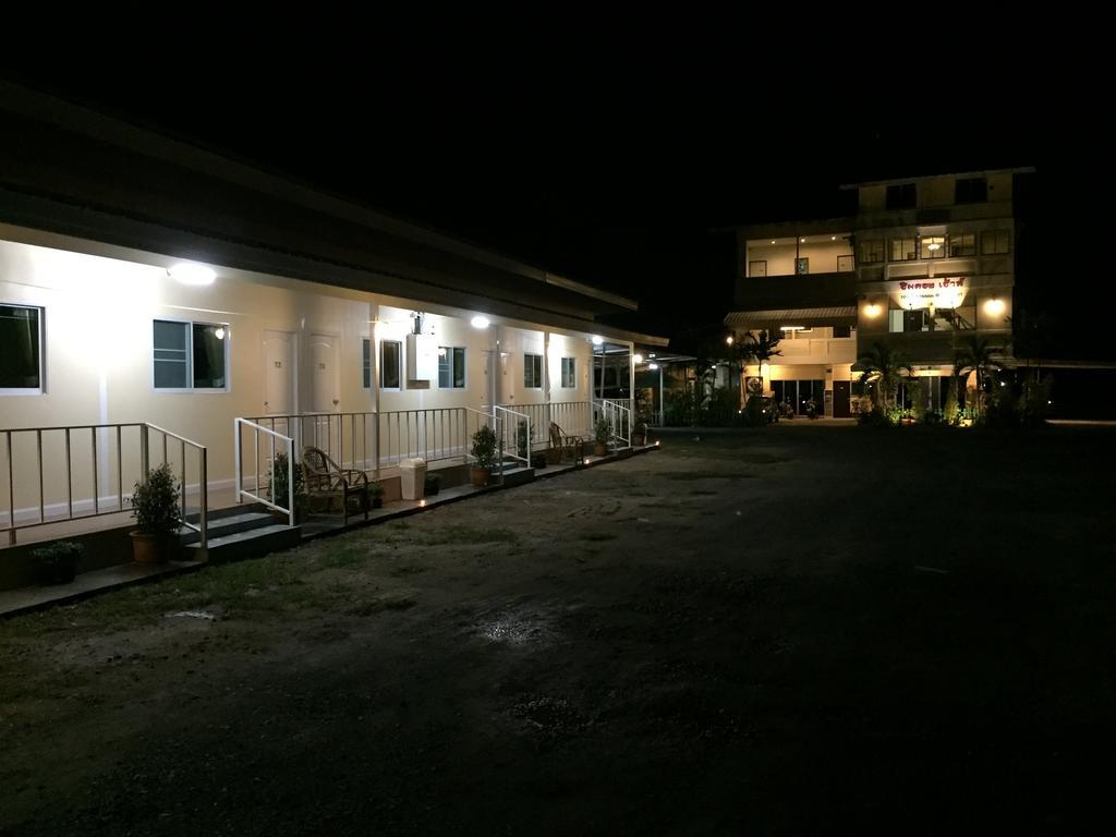Him Doi House @Doisaket Hotel Doi Saket Exterior photo